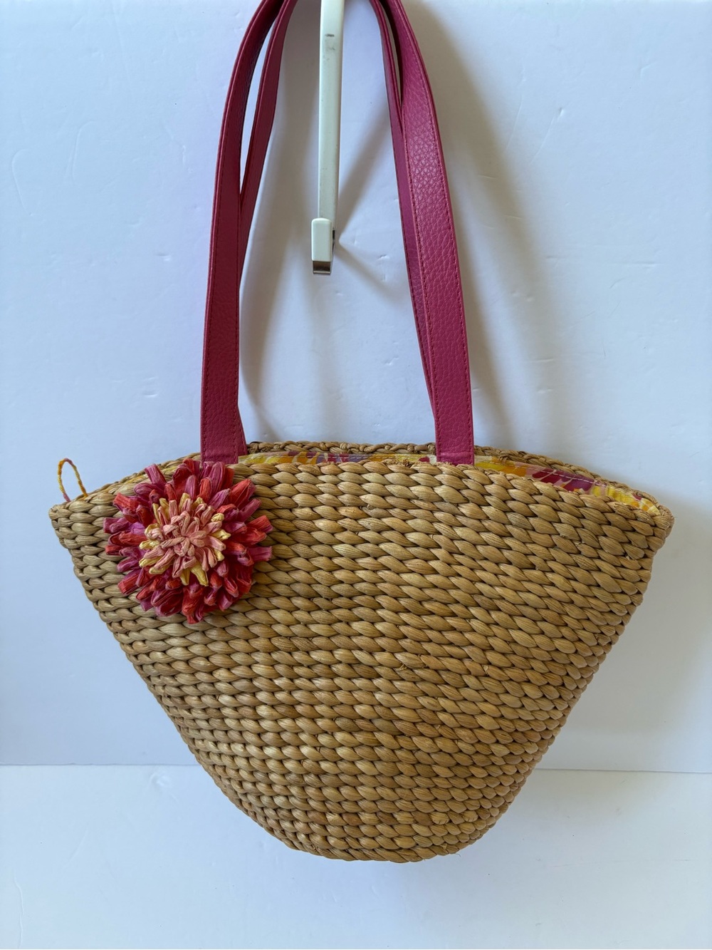 Woven Straw Bag Purse Pink Floral Appliqué Strap Zip Resort Cruise Coastal Beach - Picture 1 of 9